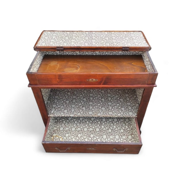 Chest of Drawers in Fir Wood, Late 19th Century For Sale - Image 9 of 11