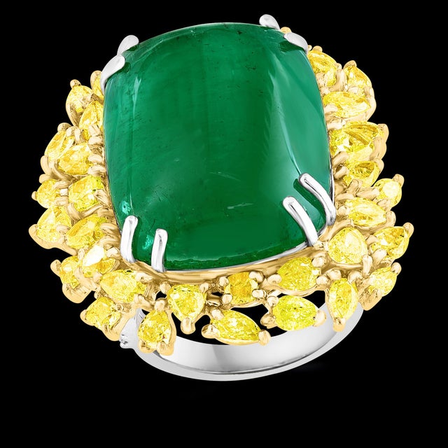 27.89 Ct Natural Colombian Emerald Cabochon & 5.73 Ct Yellow Diamond Ring 18 Kt, Size 6 For Sale - Image 17 of 18