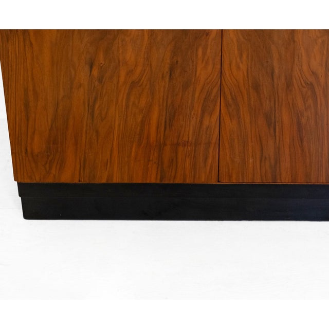Art Deco Walnut Tallboy Compact Wardrobe from Waring & Gillow, 1930s For Sale - Image 12 of 17