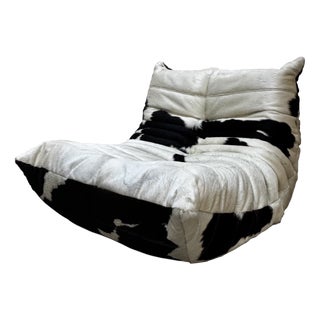 Togo Lounge Chair in Two-Tone Cowhide Leather by Michel Ducaroy for Ligne Roset, 1970 For Sale