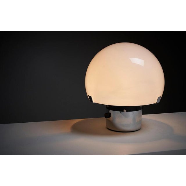 1980s Model 4919 Mushroom Lamp in Chrome and Acrylic attributed to Gaetano Sciolari for Metalarte, 1983 For Sale - Image 5 of 9
