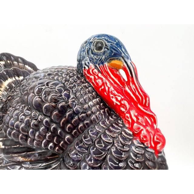 1975 Byron Molds Turkey Hobby Ceramic Covered Casserole Dish – Traditional / Thanksgiving Décor For Sale - Image 12 of 13