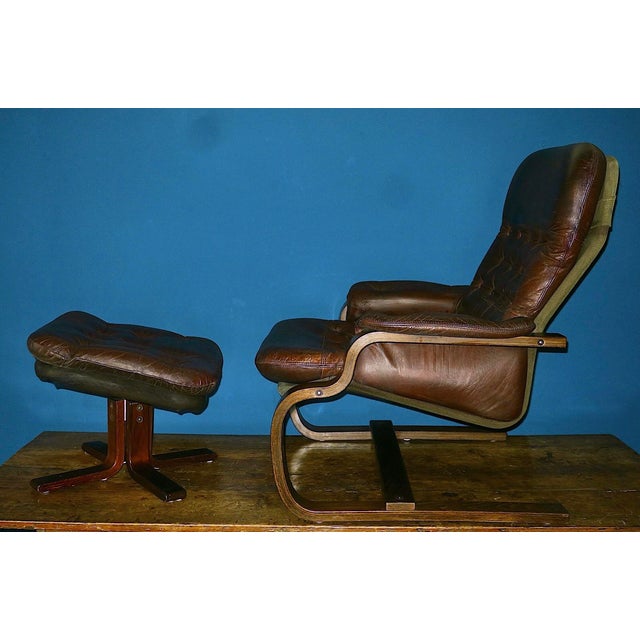 Set of Mid-Century Modern Cantilever Lounge Chair and Ottoman, Norway, 1960s For Sale - Image 9 of 9