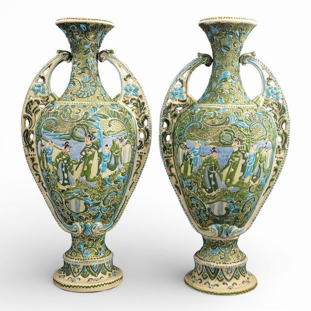 Antique Victorian Japanese Moriage Vases with High Relief Figures, 1890s, Set of 2 For Sale - Image 10 of 10