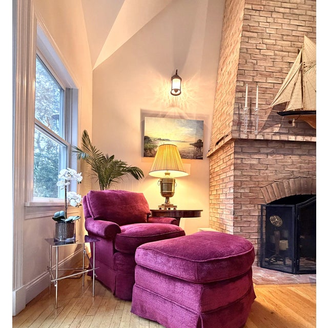 Custom Lounge Chair & Ottoman Set in Burgundy by Dapha For Sale - Image 4 of 18