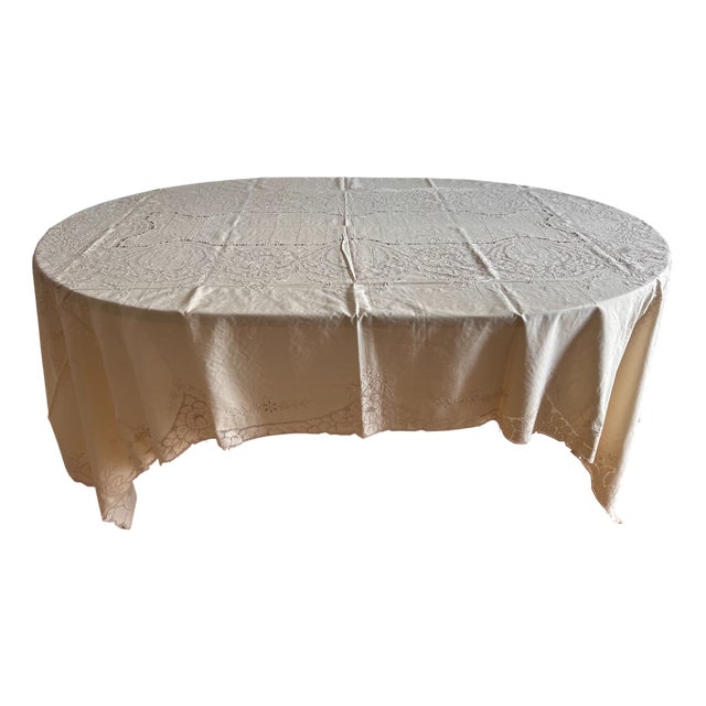 Beige Hand-Embroidered Linen Tablecloth and Napkins, 1890s, Set of 13 For Sale
