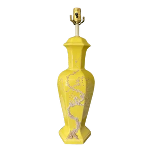 1960s Mid-Century Modern Yellow Chinoiserie Lamp