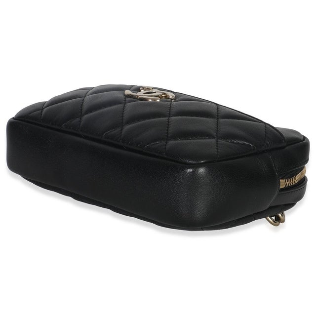 Black Quilted Lambskin Front Pocket Belt Bag For Sale In New York - Image 6 of 8