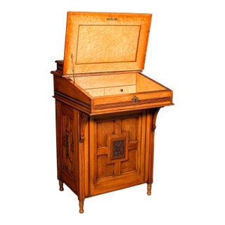 1880's Victorian Antique Walnut Gentleman's Davenport For Sale