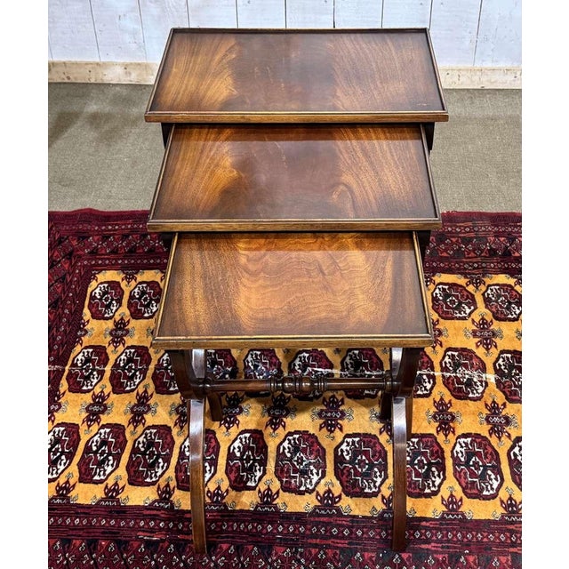 English Mahogany Nesting Tables, 1950s, Set of 3 For Sale - Image 3 of 15