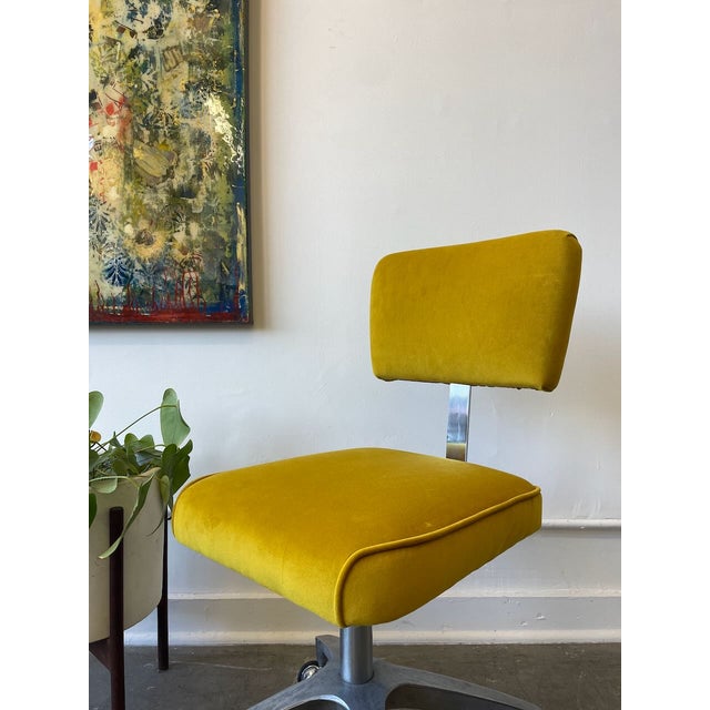 Mid-Century Modern 1960's Yellow Steelcase Style Office Chair For Sale - Image 3 of 8