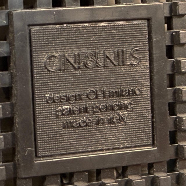 c.1970's Italian Mid Century Modern Cini & Nils Cuboluce Black Acrylic Table Lamps - A Pair For Sale - Image 13 of 14