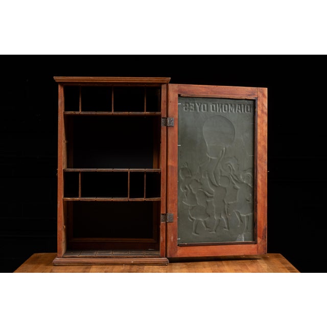 American Early 20th Century Diamond Dyes Point-of-Sale Countertop Cabinet For Sale - Image 3 of 13