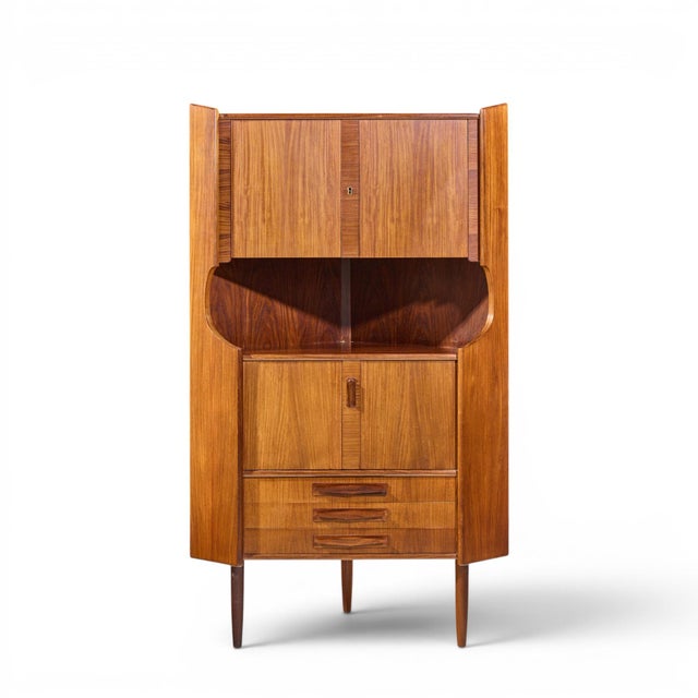 Omann Jun Style Mid Century Danish Rosewood Corner Cabinet This cabinet measures: 35 wide x 22 deep x 59 inches high Great...