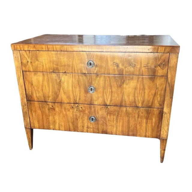 18th Century Neoclassical Italian Elm Chest of Drawers For Sale - Image 13 of 15
