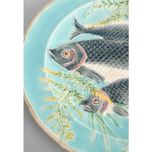 Wedgwood 19th Century English Wedgwood Majolica Turquoise Fish Seaweed Plate For Sale - Image 4 of 6
