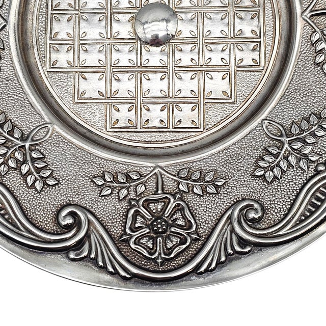 1930s English Silver-Plated Tudor Rose Pedestal Display Stands — Registered Design 7" - Set of Four For Sale - Image 13 of 18