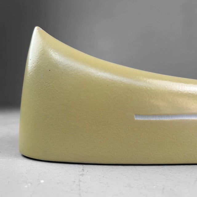 Ceramic Japanese Minimalist Ceramic Ikebana Vase, 1950s For Sale - Image 7 of 14