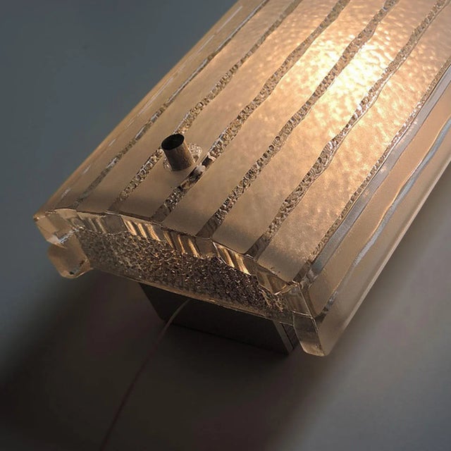 1970s German Structured Glass and Aluminum Wall Light Lamp by Hoffmeister, 1970s For Sale - Image 5 of 10