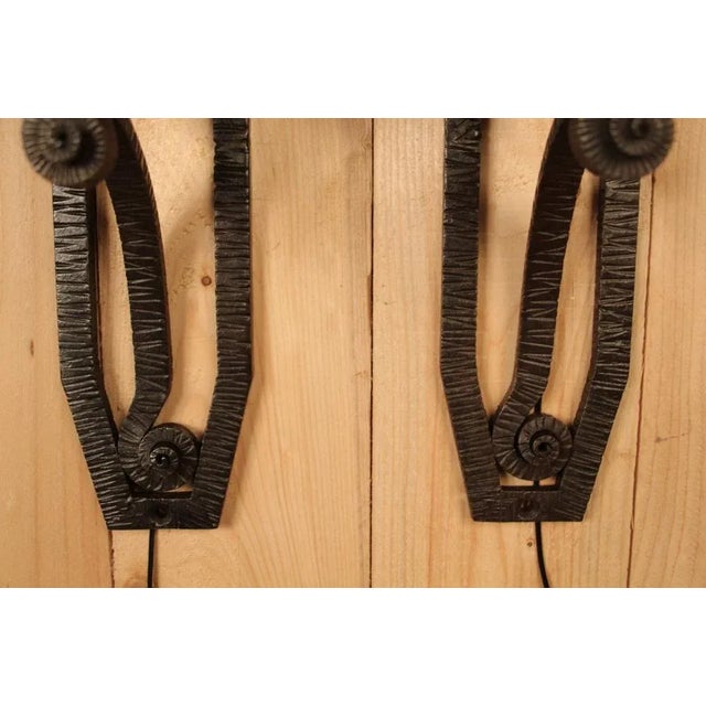 1930s Vintage Art Deco Wall Lights in Wrought Iron, 1930s, Set of 2 For Sale - Image 5 of 8