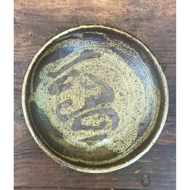 Mid-Century Modern Vintage Abstract Design Pottery Plate For Sale - Image 3 of 12