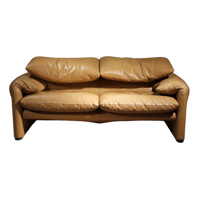 Maralunga Leather Sofa by Vico Magistretti for Cassina, 1970s For Sale