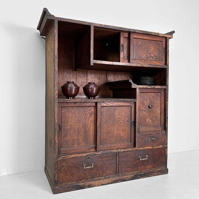 Antique traditional Cha Tansu, or Japanese tea cabinet, from the Meiji period. Dimensions: height 102 cm, width 90.5 cm,...