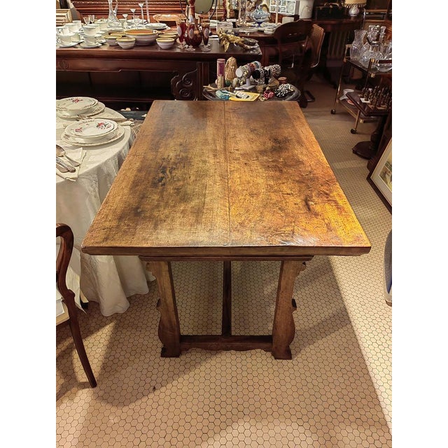 Traditional 17th Century Dining Table in Walnut with Two Drawers For Sale - Image 3 of 18