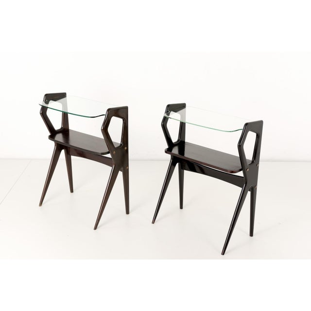 A dynamic side table design! The unknown Italian designer forged his own path in the design of amorphous furniture in...