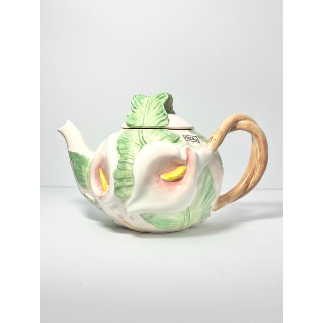 Fitz and Floyd 1980s Fitz & Floyd “Calla Lilly of the Valley” Ceramic Tea Service Set - 4-Piece For Sale - Image 4 of 12