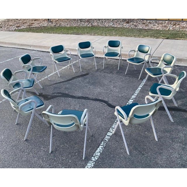 Metal Postmodern Armchairs Giancarlo Piretti & Emilio Ambasz for Dorsal - Set of 11 For Sale - Image 7 of 13