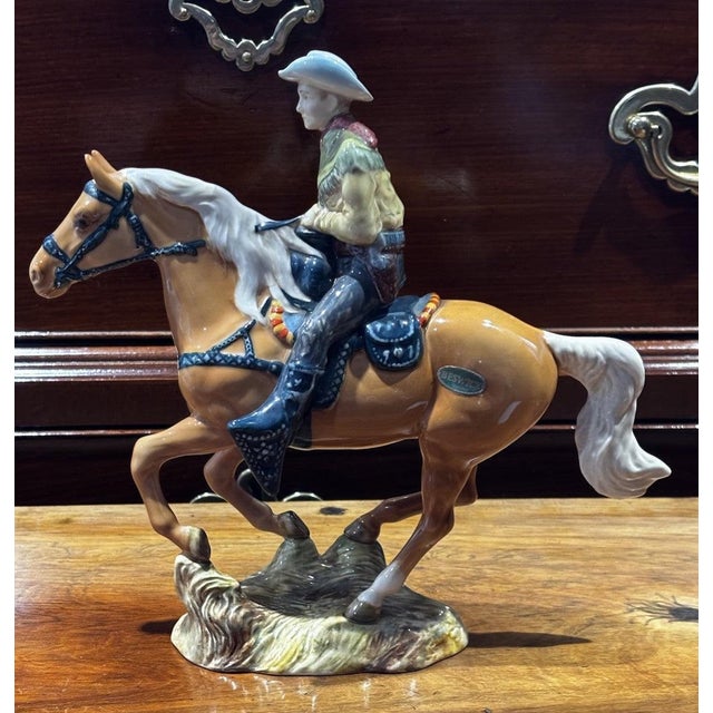 Model No. 1377 Canadian Mountrd Cowboy Roy Rogers from Beswick For Sale - Image 6 of 6