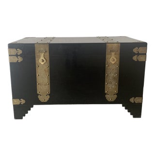 1990s Chinoiserie Black Lacquer Trunk For Sale