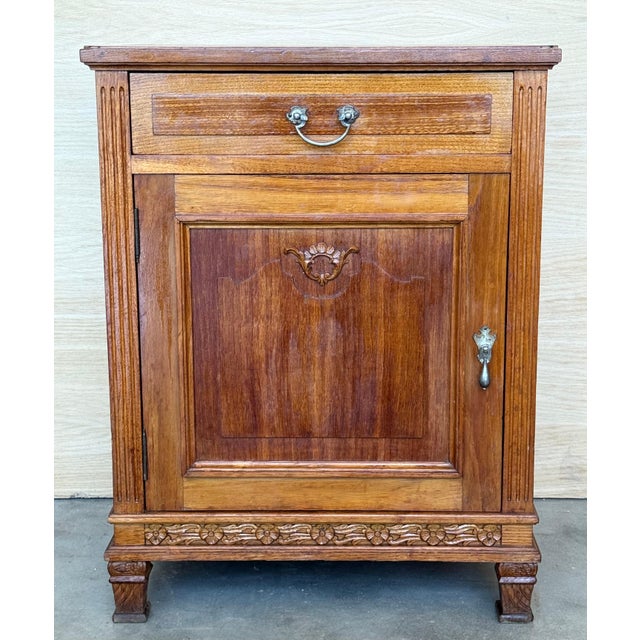 French Art Deco Marble Top Nightstands or Bedside Cabinets in Walnut, 1930, A Pair For Sale - Image 17 of 18
