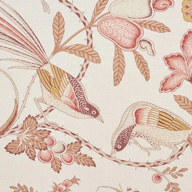 A lush, lively interpretation of a classic French design, with a captivating allover pattern of plumes, blossoms and...