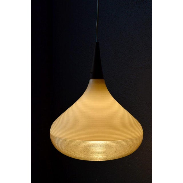1950s Rotaflex Pendant Light in White and Gold Rhodoid Shape, France, 1950s For Sale - Image 5 of 14