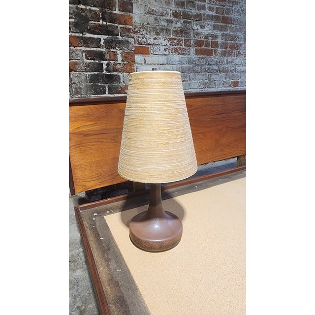 1970s 1970s Bostlund Mid-Century Ceramic Lamp With Original Fiberglass Shade For Sale - Image 5 of 7