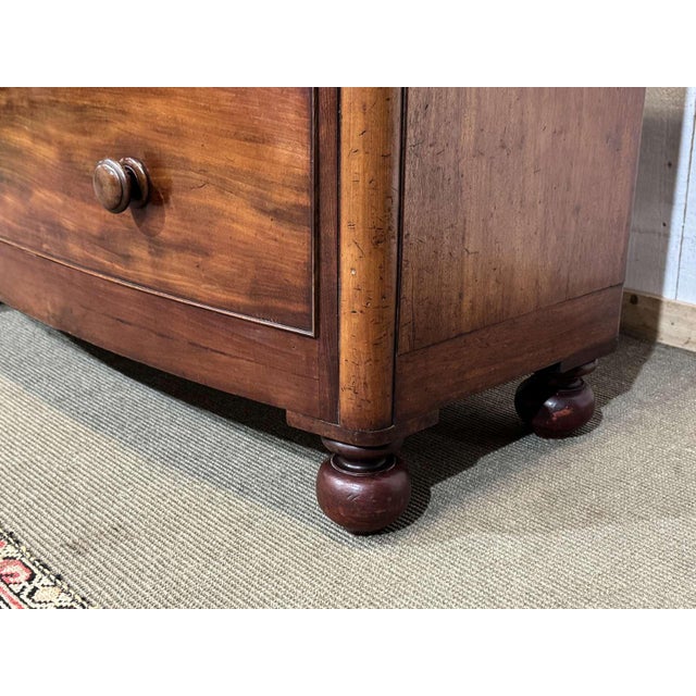 Antique English Victorian Chest of Drawers in Mahogany, 1800s For Sale - Image 18 of 18