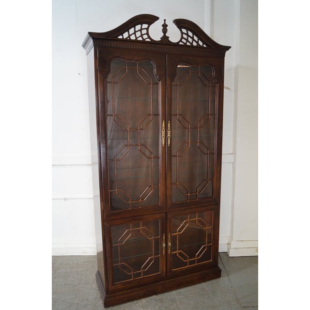 Thomasville Chippendale Style Tall Display Curio Cabinet ...