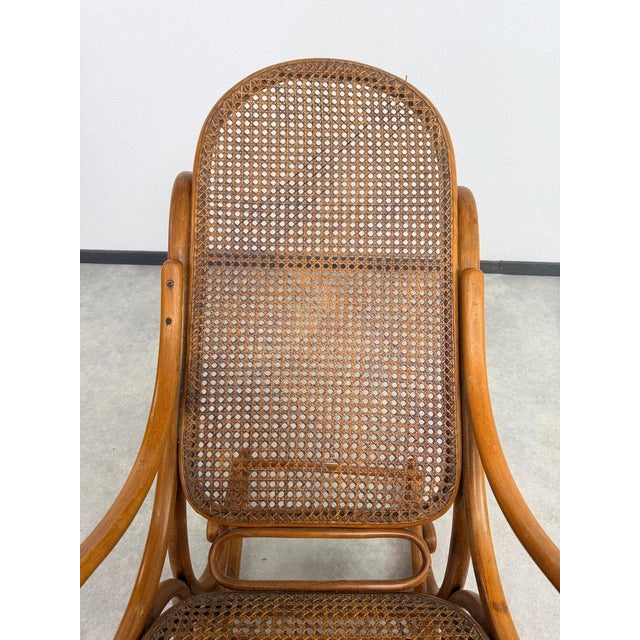 Wood Large Rocking Chair from Thonet, 1890s For Sale - Image 7 of 10