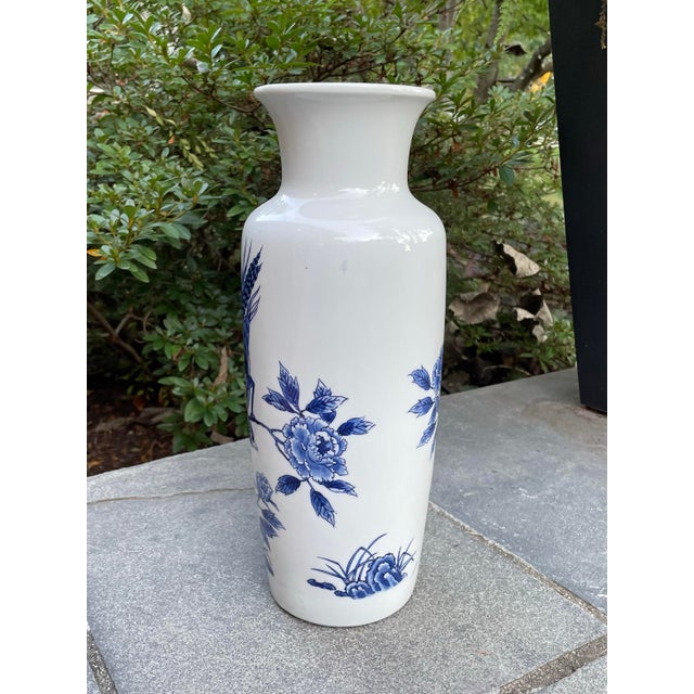 Vintage Asian Blue & White Porcelain Vase - 14” Tall For Sale - Image 4 of 7