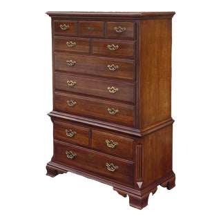 Vintage Thomasville Collector's Cherry Chippendale Style 7 Drawer Chest on Chest Highboy Dresser For Sale