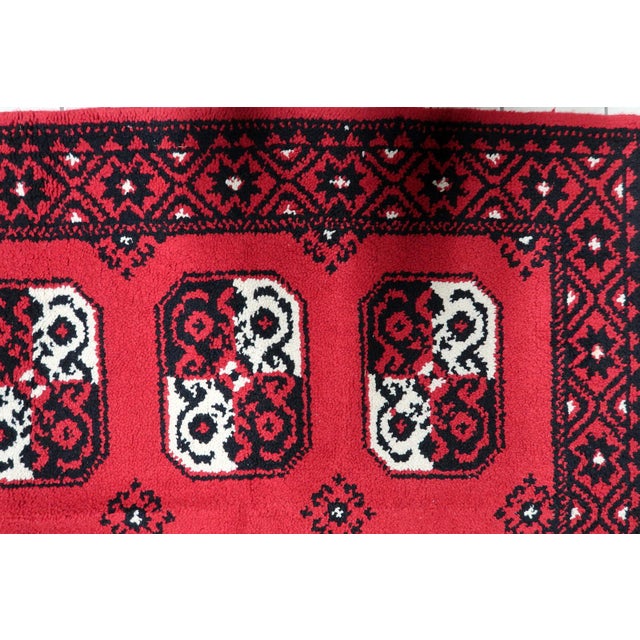 Cream Mid-Century French Savonnerie Rug 4.9' X 7.7' 1950s For Sale - Image 8 of 12