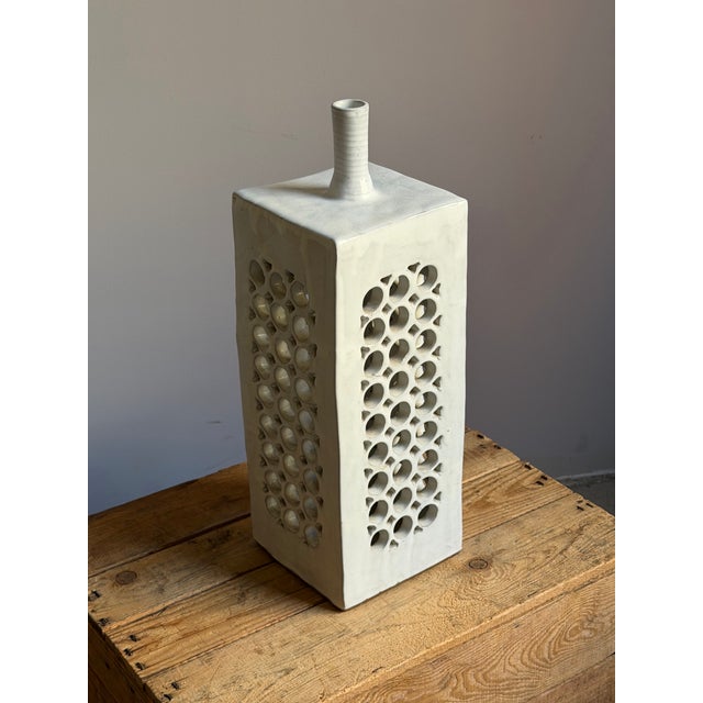 1960s Wye Pottery Pierced Ceramic Vase, England, 1960s For Sale - Image 5 of 10