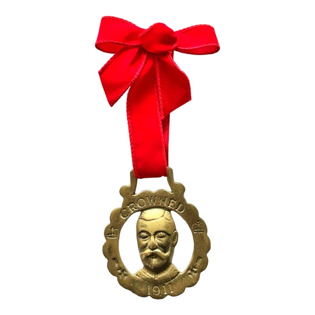 Vintage Equestrian English Horse Brass Holiday Christmas Ornament King George Coronation For Sale