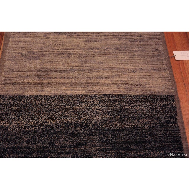 Nazmiyal Collection Modern Neutral Abstract Abrash Runner Rug For Sale - Image 4 of 7