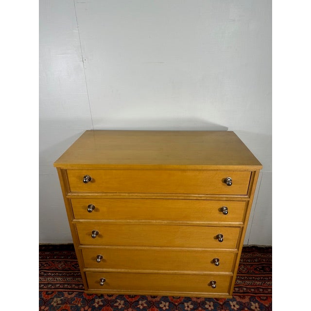 1980s 1980s Vintage Mid Century 5 Drawer Light Tone Chest of Drawers For Sale - Image 5 of 7
