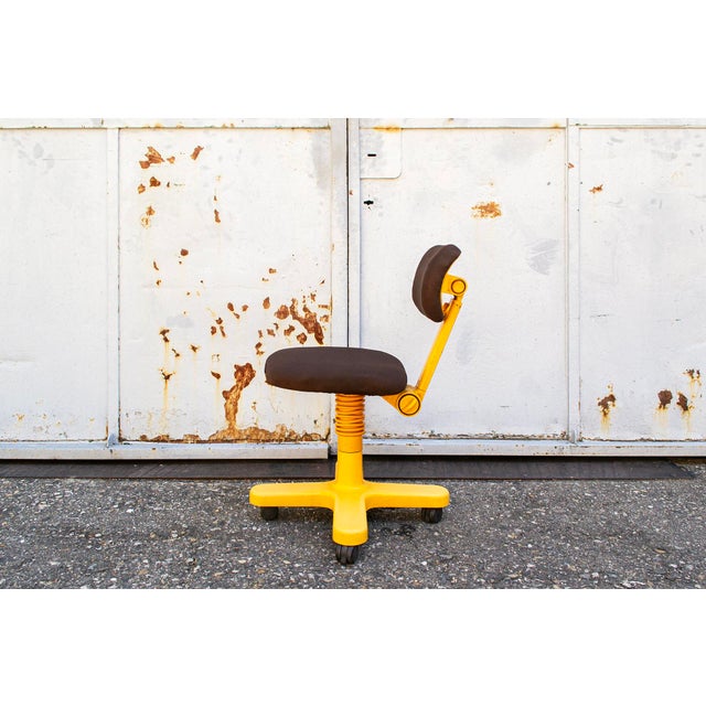 Mid-Century Modern Vintage Italian Nr. 45 Swivel Chair by Ettore Sottsass for Olivetti Synthesis, 1960s For Sale - Image 3 of 9