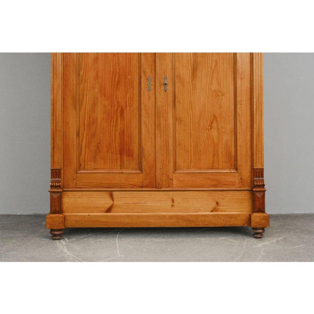 19th Century Gründerzeit Wardrobe in Pine For Sale - Image 8 of 18