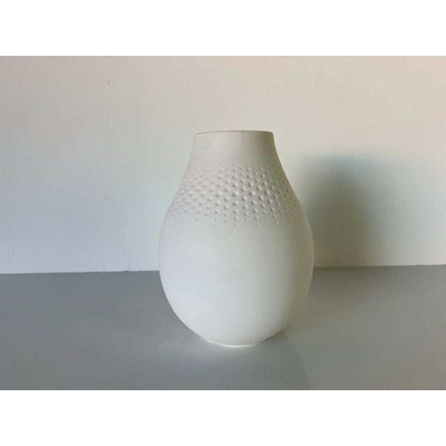 Vintage Villeroy & Boch White Porcelain Vase For Sale In Miami - Image 6 of 9